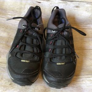 Adidas outdoor goretex